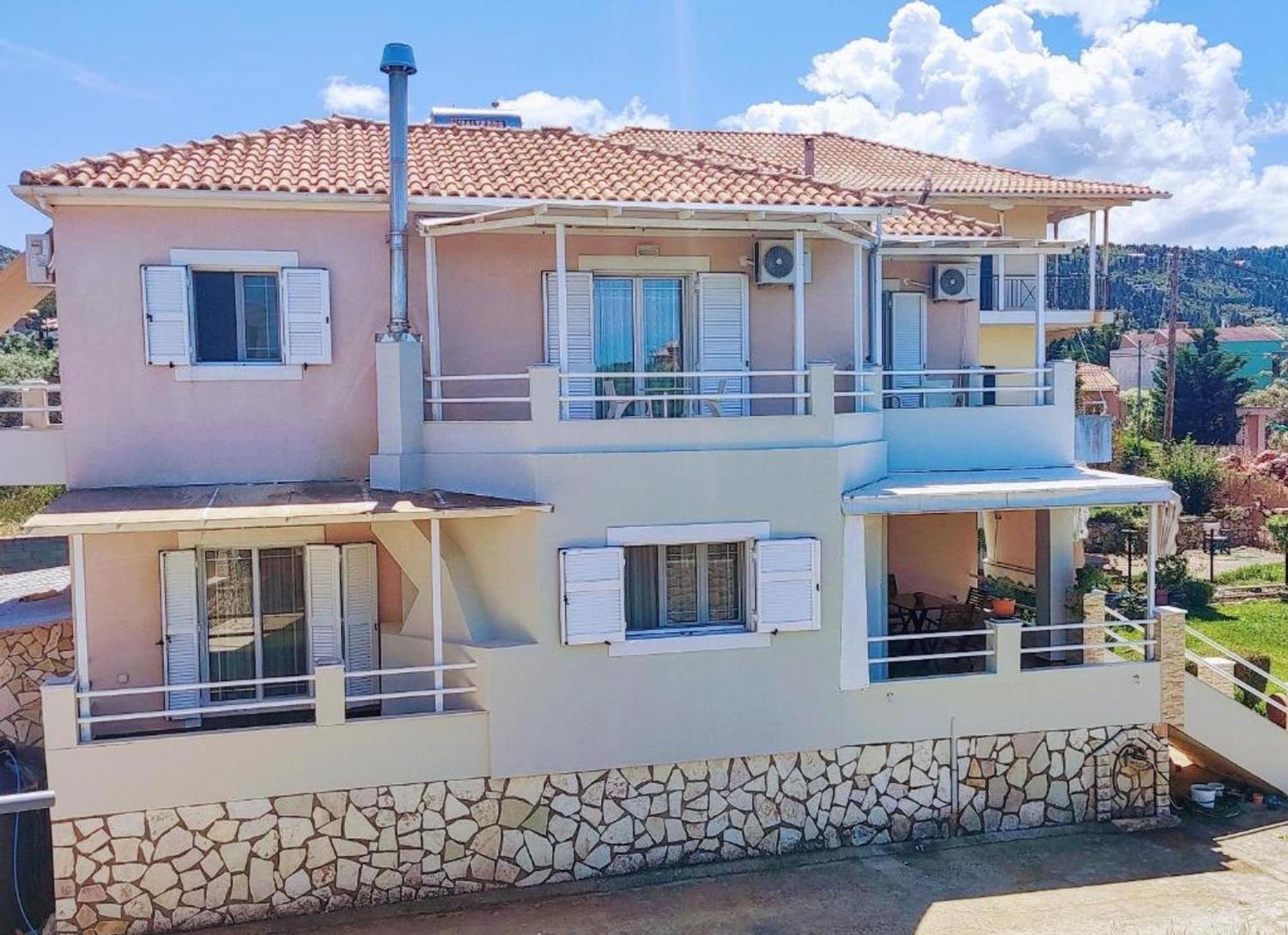Villa Marina Tsoukaladhes Exterior photo